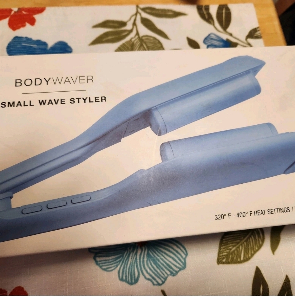 Calista Bodywaver Small Wave Styler Iron  Teal Blue New In Box